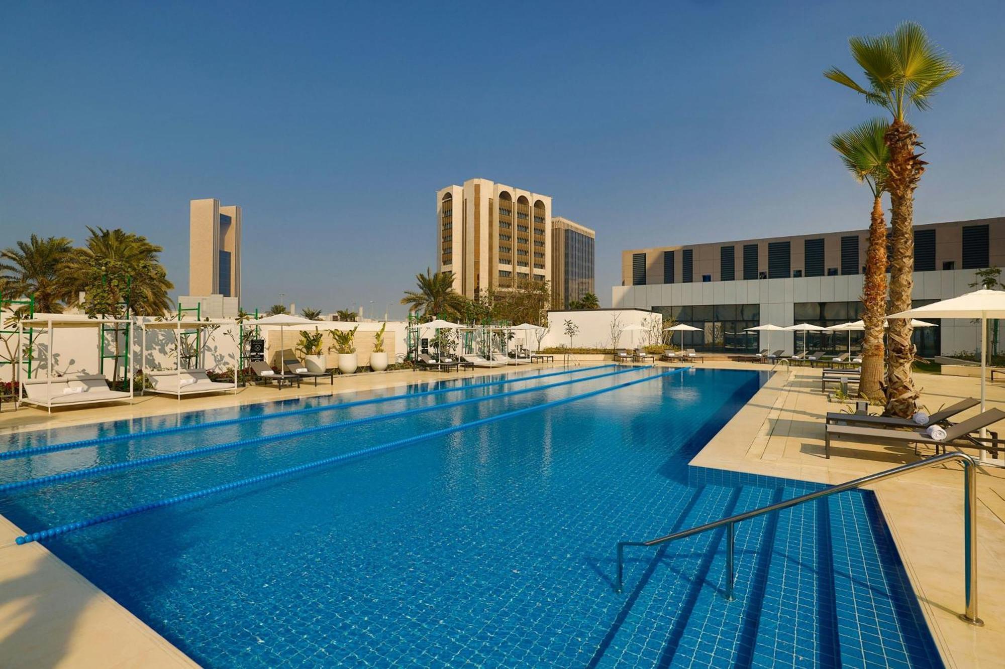 Sheraton Bahrain Hotel Manama Exterior photo
