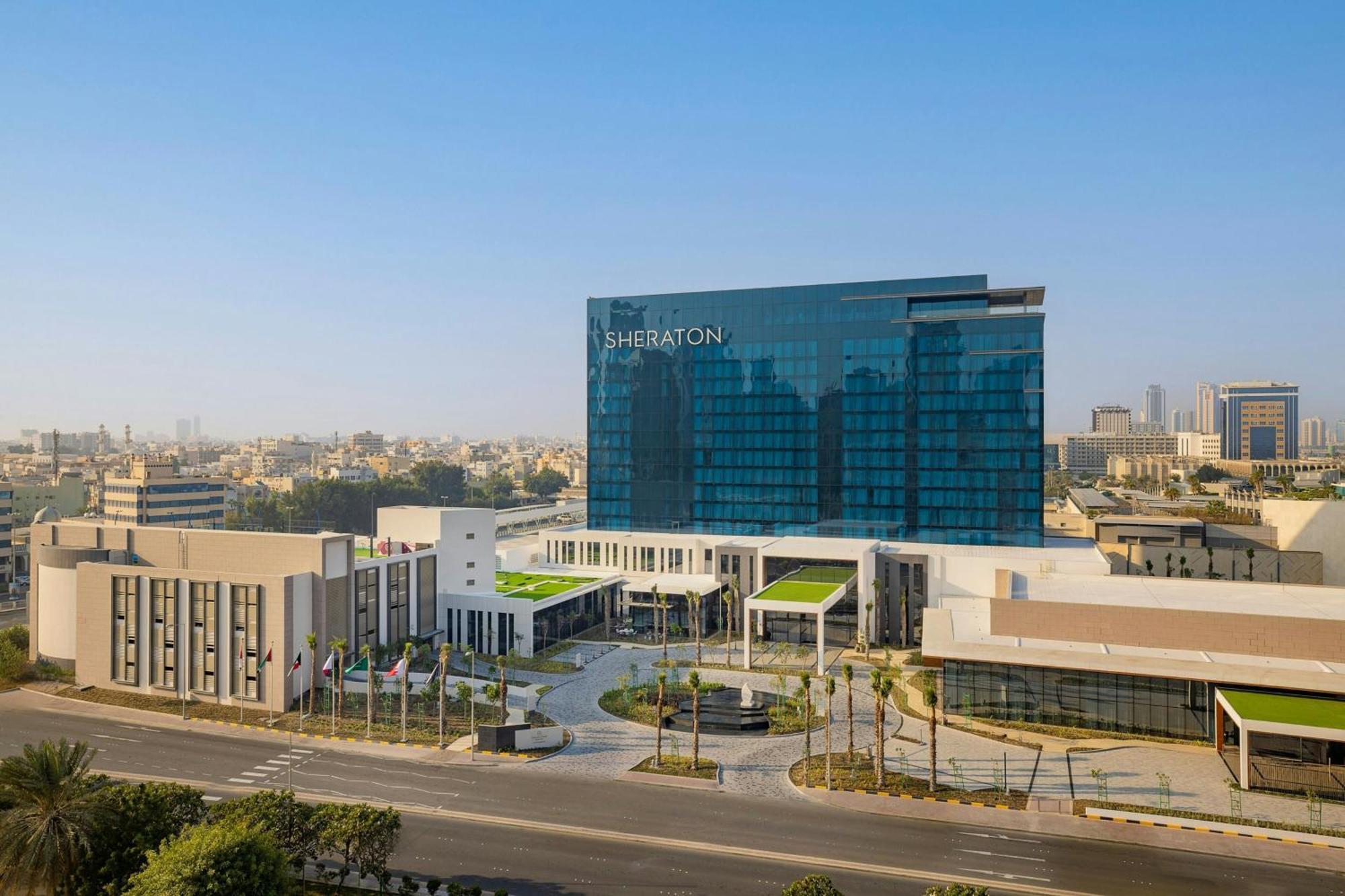 Sheraton Bahrain Hotel Manama Exterior photo