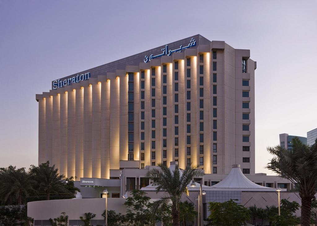 Sheraton Bahrain Hotel Manama Exterior photo